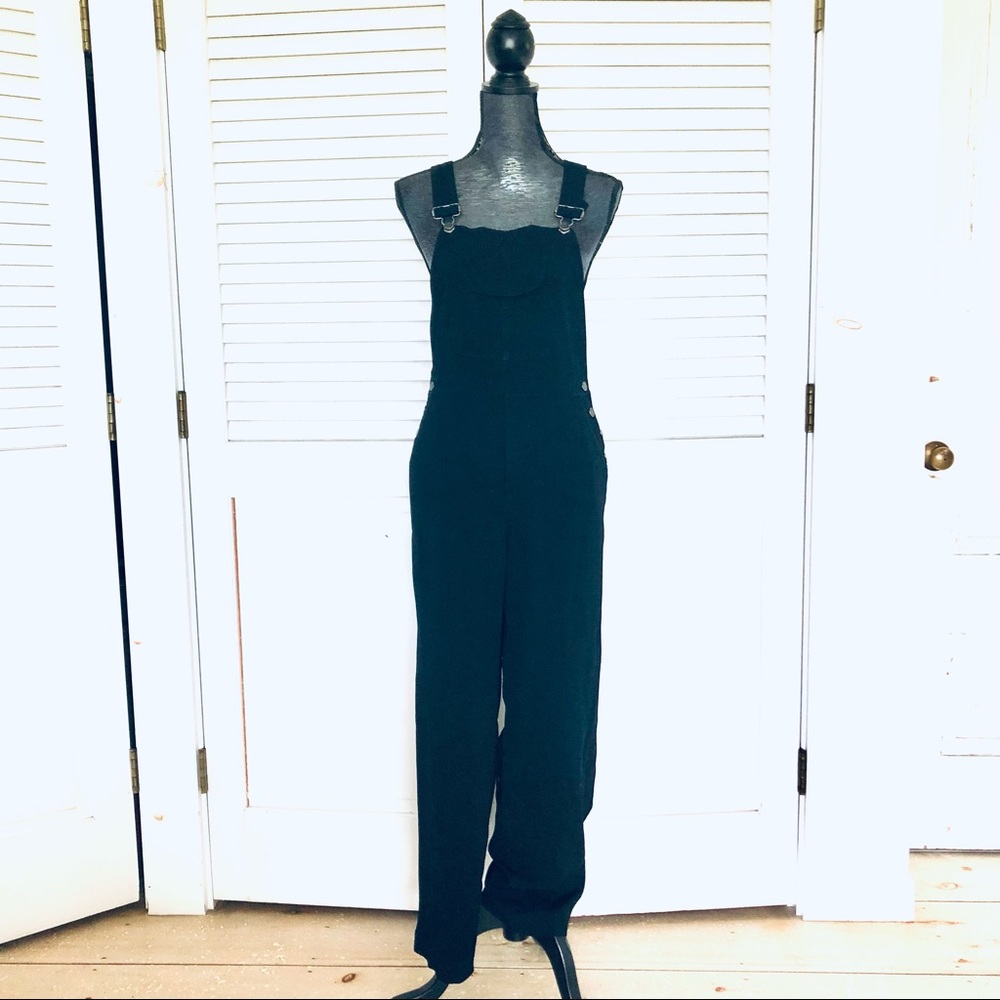 Black Straight-Leg Ribbed Overalls